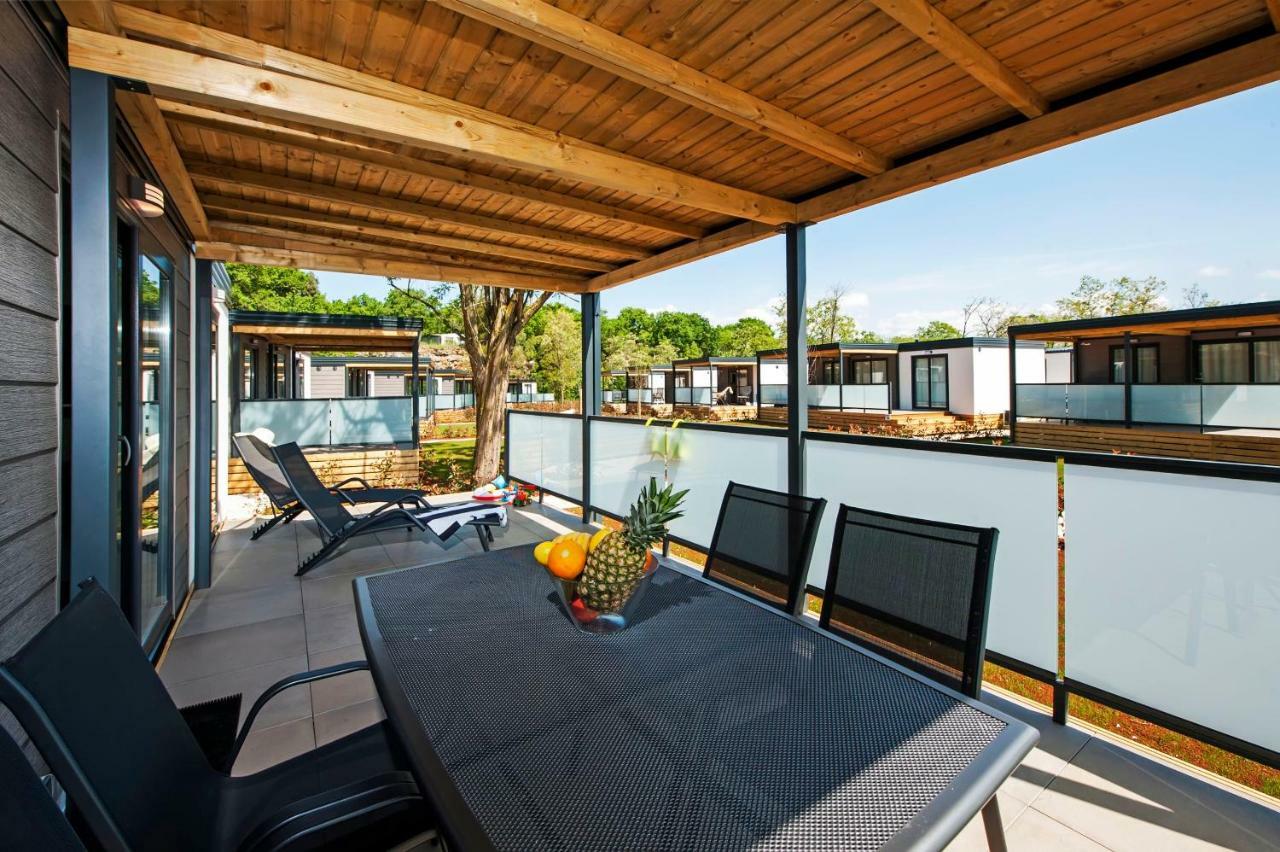 Eurocamp Mobile Homes At Fkk Nudist Campsite Solaris Tar-Vabriga Exterior foto